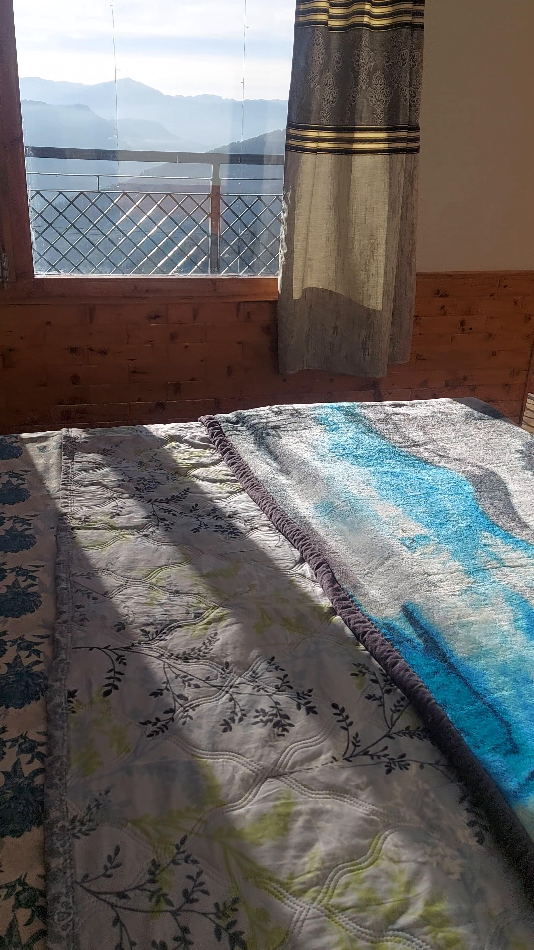 Mount Paradise Inn Home Stay - Tap to explore photos