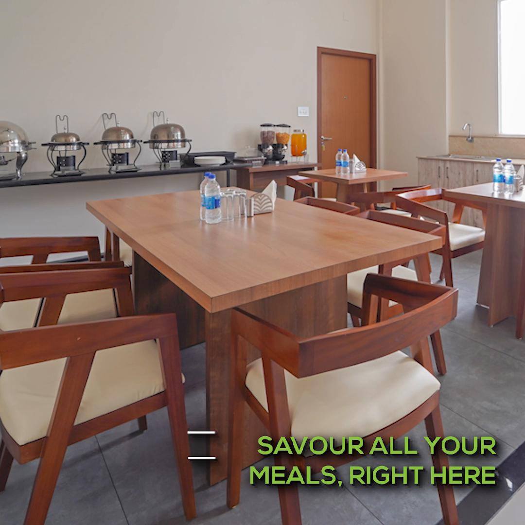 Itsy Hotels Avani Stays, Vyttila, Kochi - Tap to explore photos