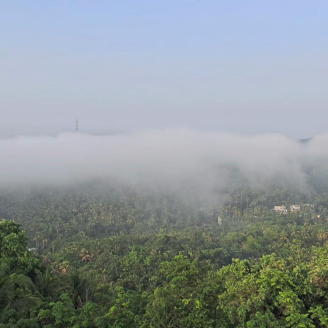 RAZI' HILL VIEW HOME STAY - Tap to explore photos