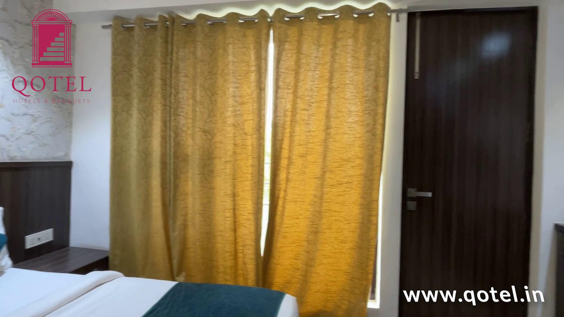 Hotel Ritu Rajouri Garden - Tap to explore photos