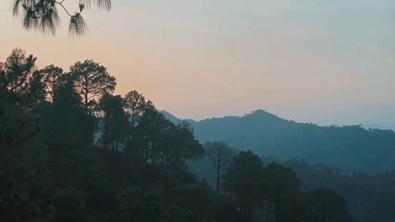 The Fogg Premium Cottages - Tap to explore photos