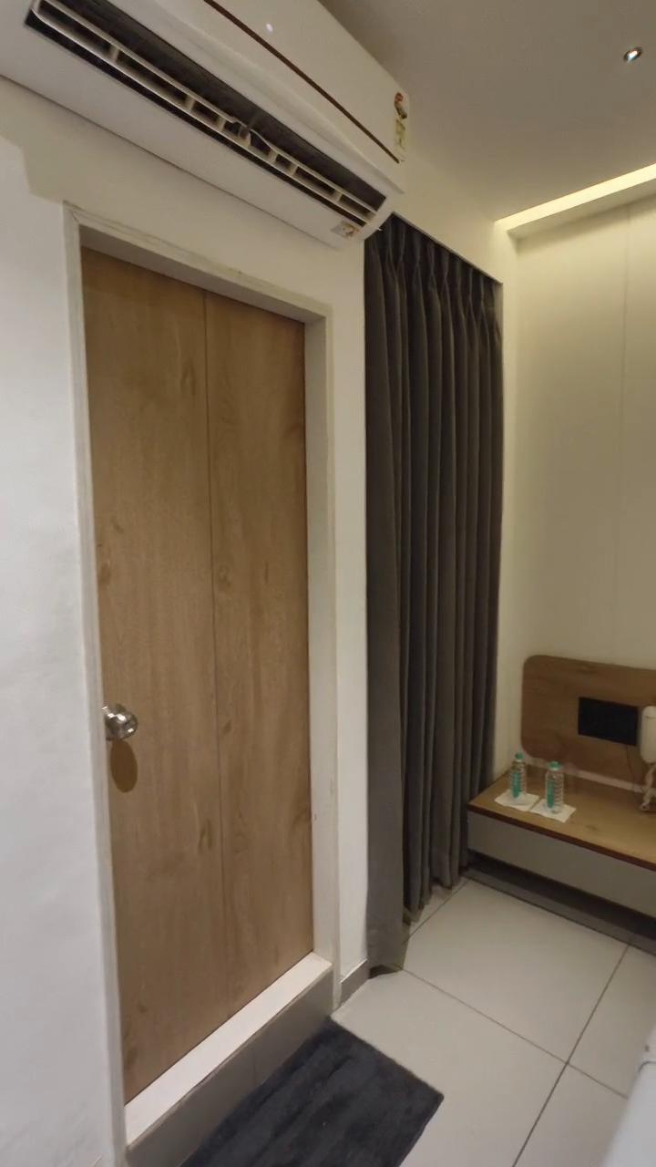 Hotel Kant by GoHotels - Near Shree Dwarkadhish Temple - Tap to explore photos
