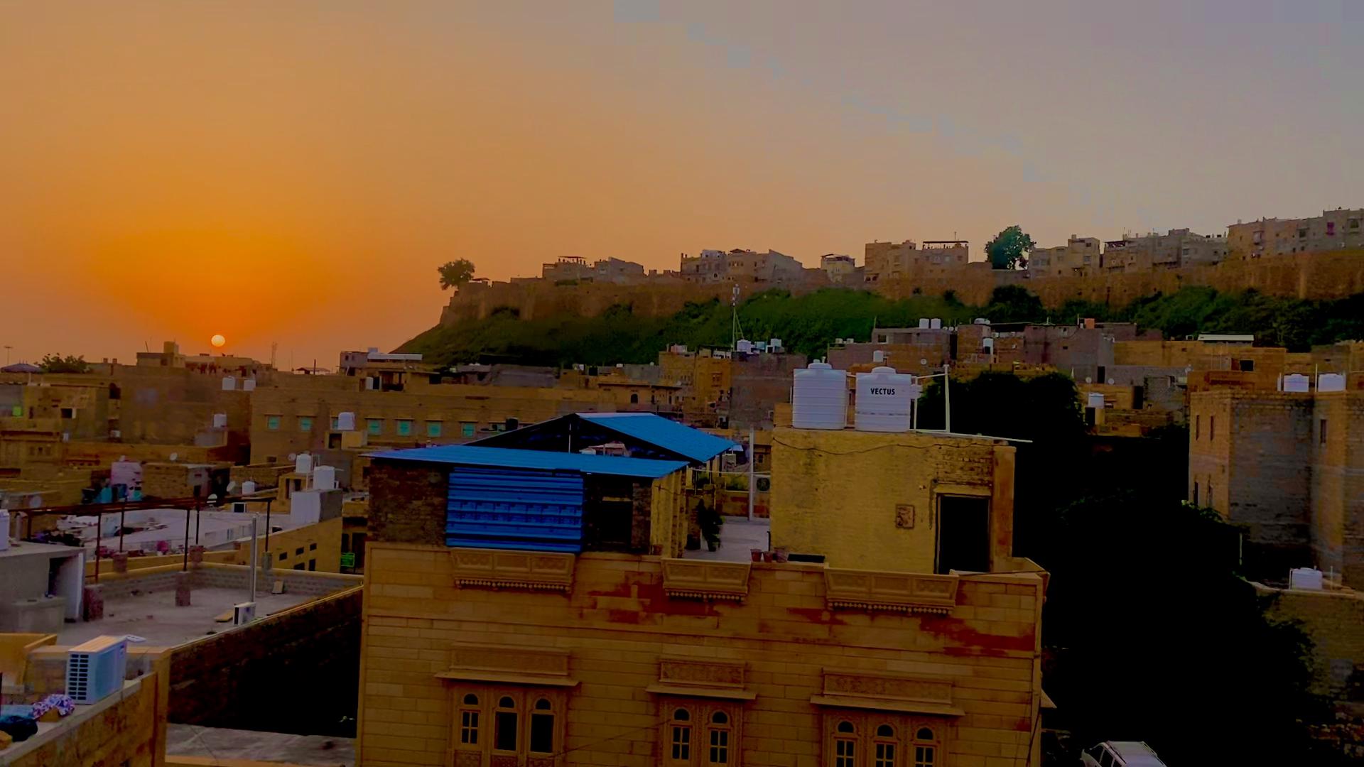 Hotel Murad Haveli - Tap to explore photos