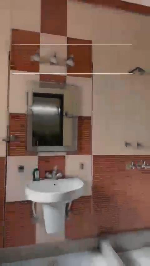 Parkashs Bed And Bed Breakfast | Room & Wi-Fi - Tap to explore photos