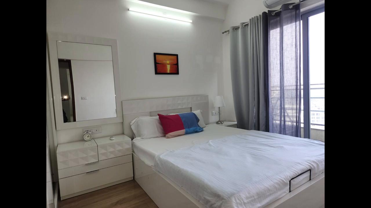 Nest 32nd floor,1BHK Suite.India's Most Awarded Township - Tap to explore photos