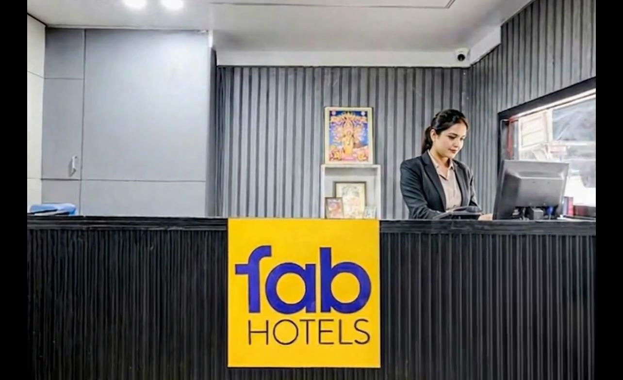 FabHotel Veda Inn - Chaitanyapuri Metro, Chaitanyapuri - Tap to explore photos