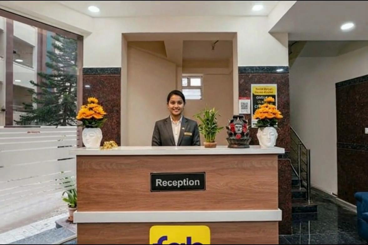 FabHotel Royal Suites I - Bellandur - Tap to explore photos